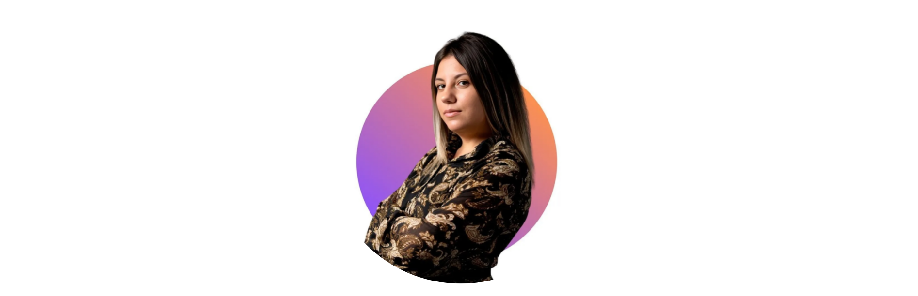 NOEMI:
FROM 500 FOLLOWERS TO +93,000 portrait